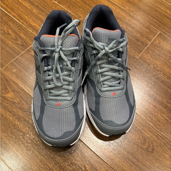 New Balance 1540 - Picture 2 of 7